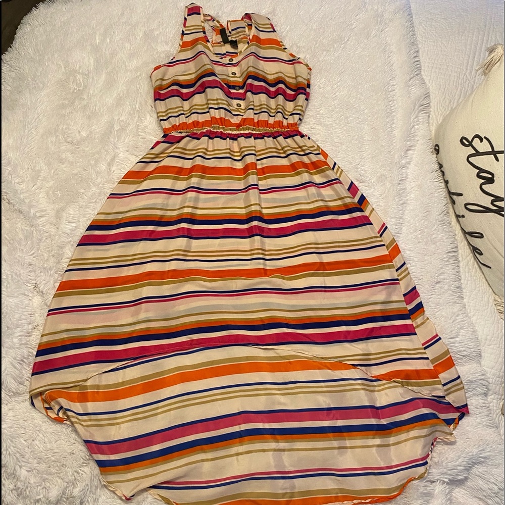 Lightweight multicolored dress thin and great for a bathing suit coverup. Summer